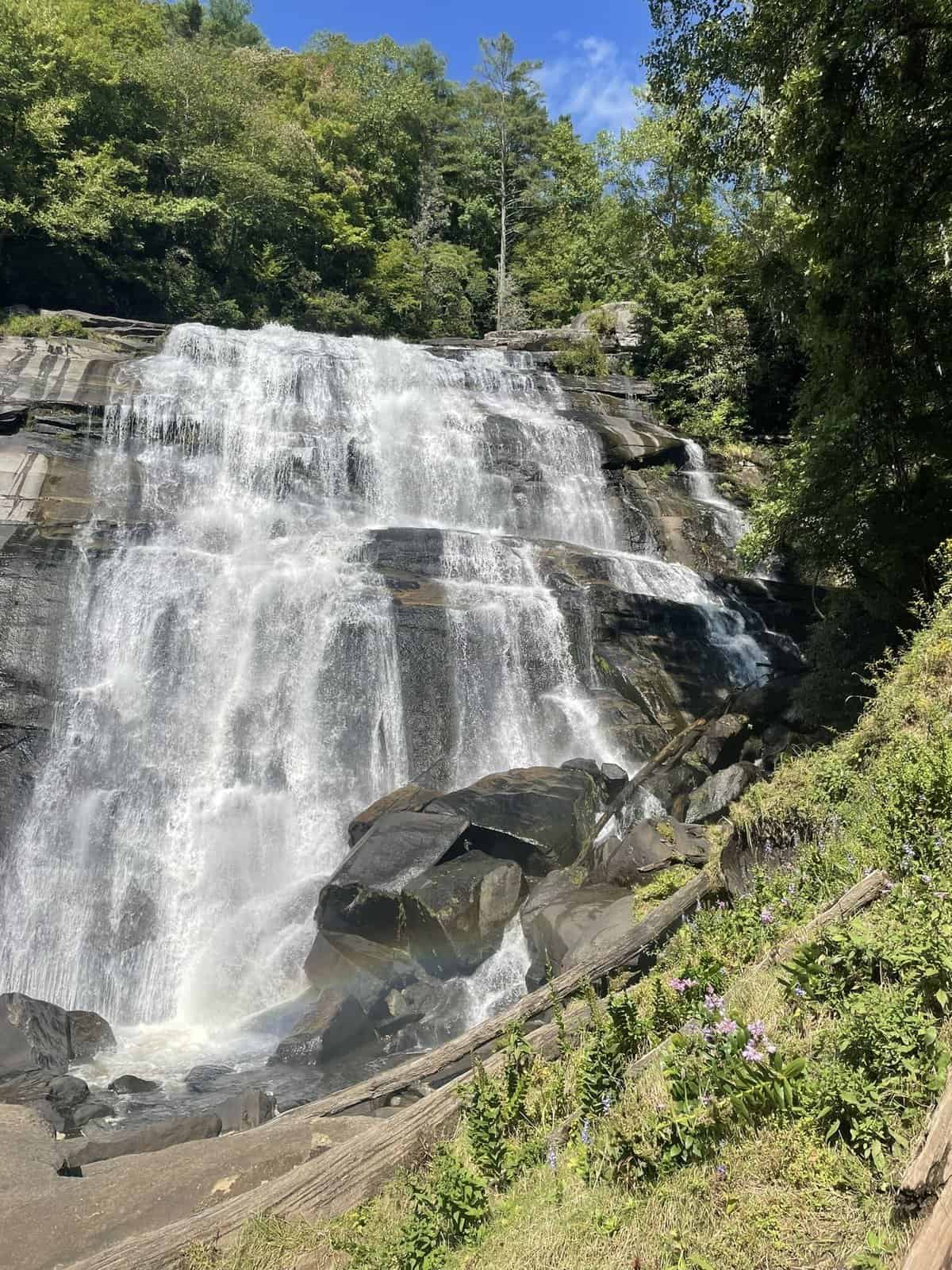 Rainbow Falls in Pisgah National Forest