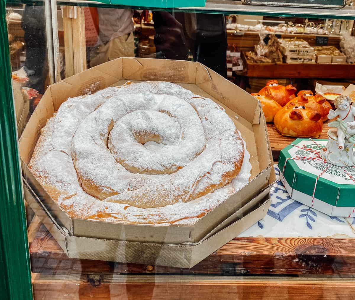 a typical spiral shaped pastry called Ensaïmada from Mallorca
