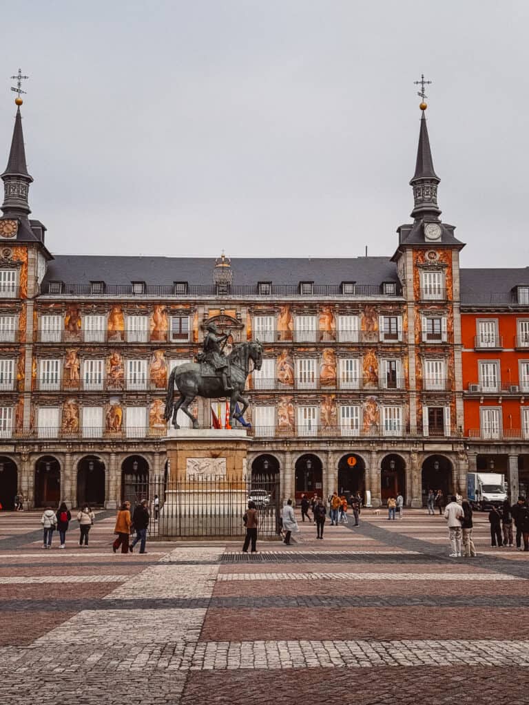 The Ultimate Madrid Travel Guide